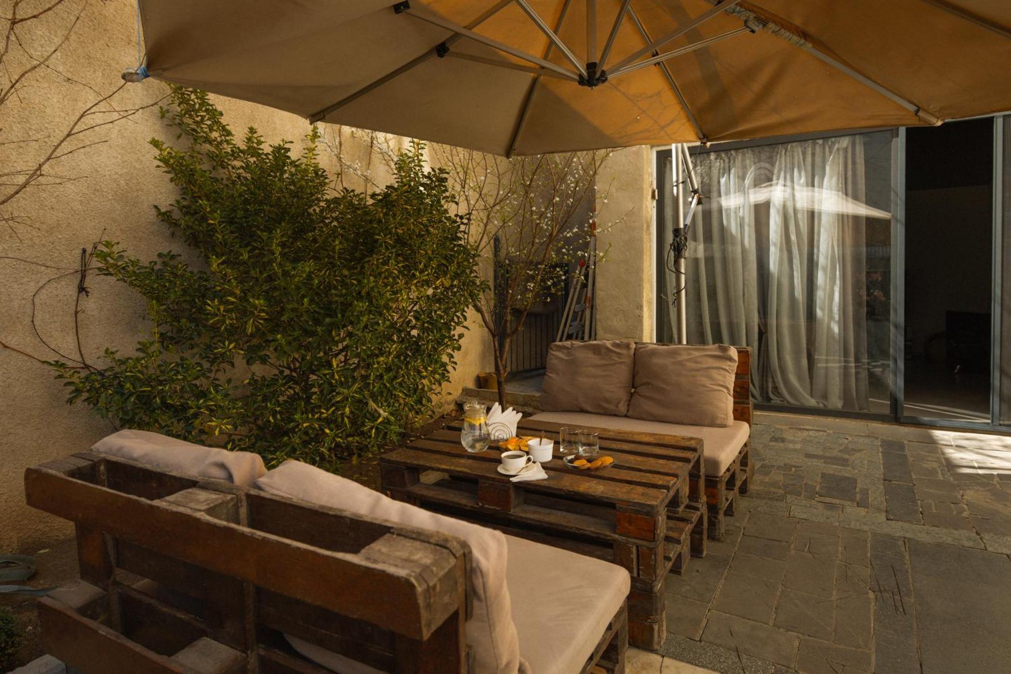 Hotel White House Tbilisi Exterior foto